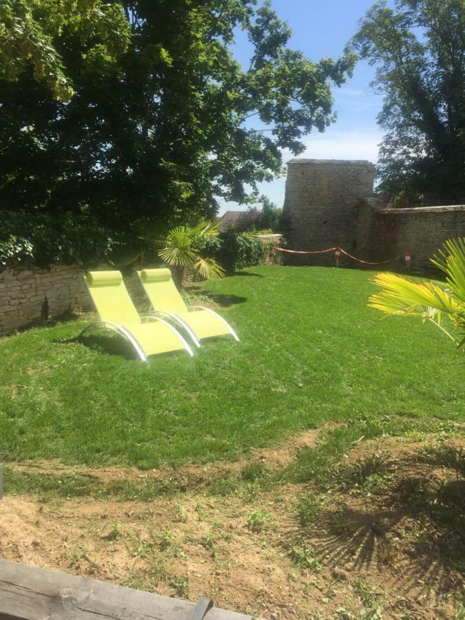 Le Jardin Des Arums Givry  Екстер'єр фото